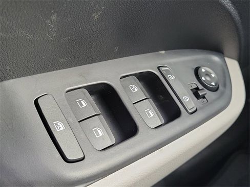 New 2026 Hyundai Venue SEL image 15