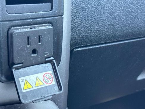 Used 2023 RAM 1500 Classic Warlock image 25