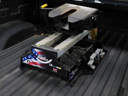 Used 2022 GMC Sierra 3500 Denali w/ Technology Package image 76