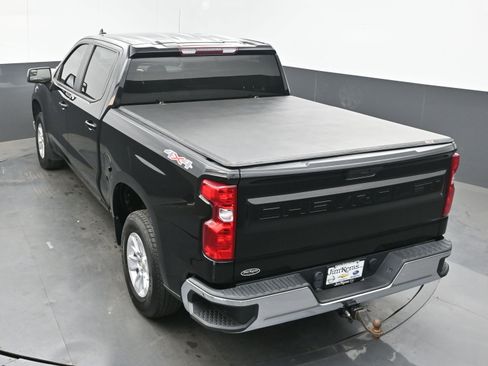 Used 2022 Chevrolet Silverado 1500 LT image 33