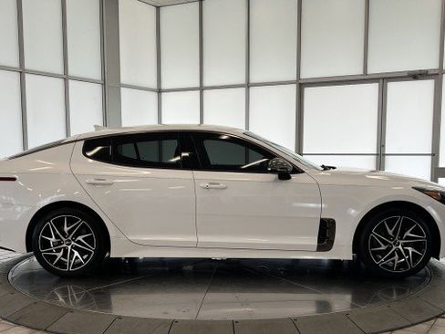Used 2022 Kia Stinger GT-Line AWD/4WD image 8