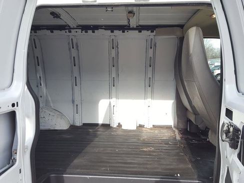 Used 2015 Chevrolet Express 2500 RWD 2500 135 image 15