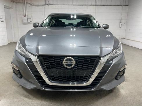 Used 2020 Nissan Altima 2.5 SL AWD/4WD image 2