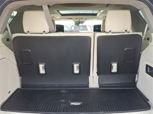 Certified 2023 Cadillac Escalade Sport Platinum w/ LPO, ONYX Package image 29