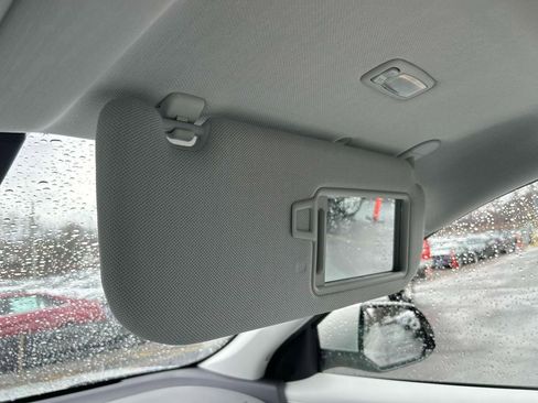 Used 2024 Hyundai Ioniq 5 Limited image 32