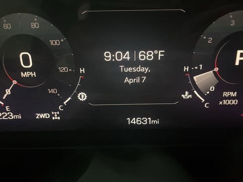 Used 2025 GMC Yukon XL Denali Ultimate image 5