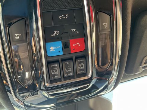 Used 2024 Jeep Grand Cherokee L Summit AWD/4WD image 20