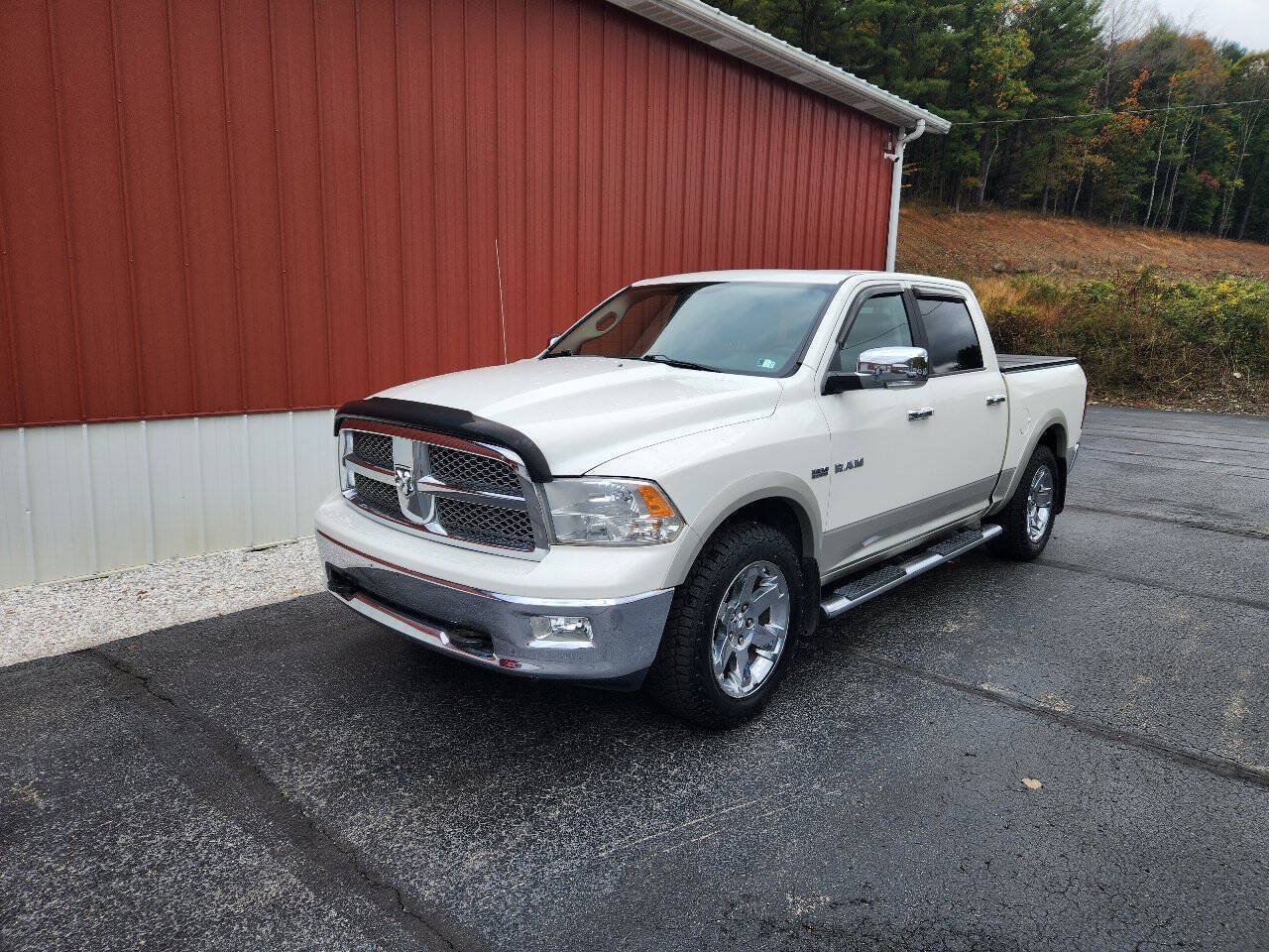 Used 2009 Dodge Ram 1500 Truck Laramie AWD/4WD image 2