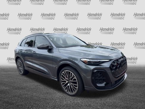 Used 2025 Audi SQ5 Premium Plus AWD/4WD image 2