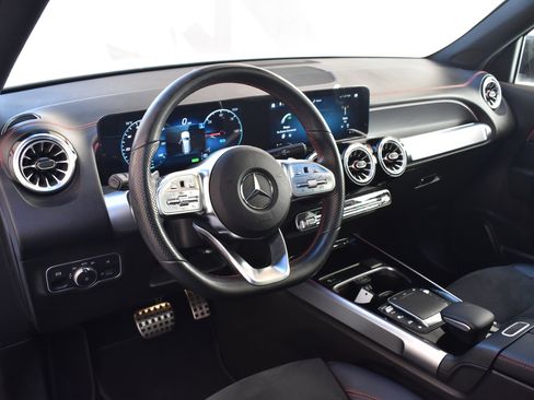 Used 2022 Mercedes-Benz EQB 350 4MATIC w/ AMG Night Package image 18