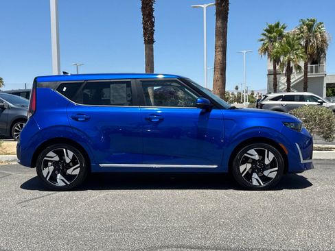 Certified 2023 Kia Soul GT-Line FWD image 2