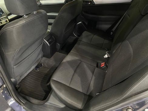Used 2017 Subaru Outback 2.5i Premium AWD/4WD image 16