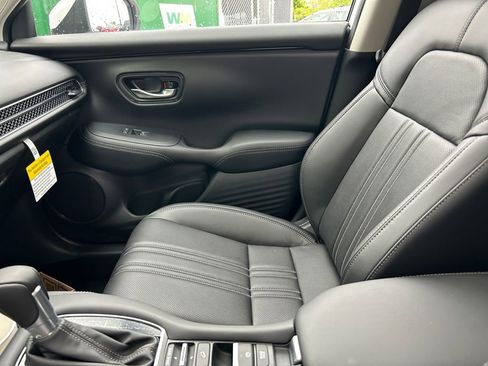 New 2026 Honda HR-V EX-L image 17