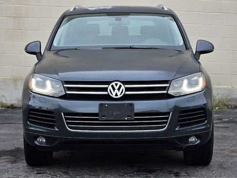 Used 2011 Volkswagen Touareg Sport AWD/4WD image 8