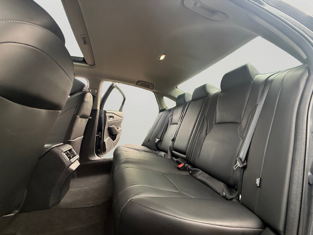 Certified 2025 Honda Accord Touring image 24