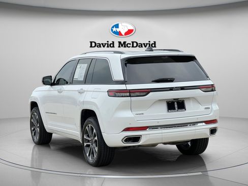 Used 2023 Jeep Grand Cherokee Overland w/ Luxury Tech Group IV AWD/4WD image 5