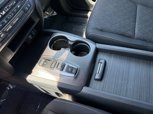 Used 2023 Honda Ridgeline Sport image 13