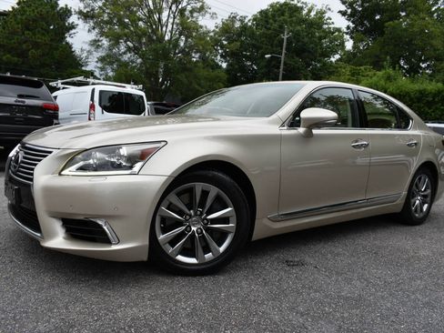 Used 2014 Lexus LS 460 AWD w/ Comfort Package image 47