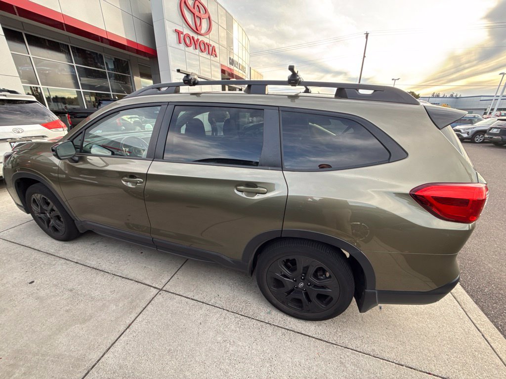 Used 2023 Subaru Ascent Onyx Edition AWD/4WD image 8