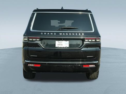 Used 2023 Jeep Grand Wagoneer Series II AWD/4WD image 8