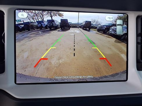 New 2025 Ford Bronco Heritage Edition image 9