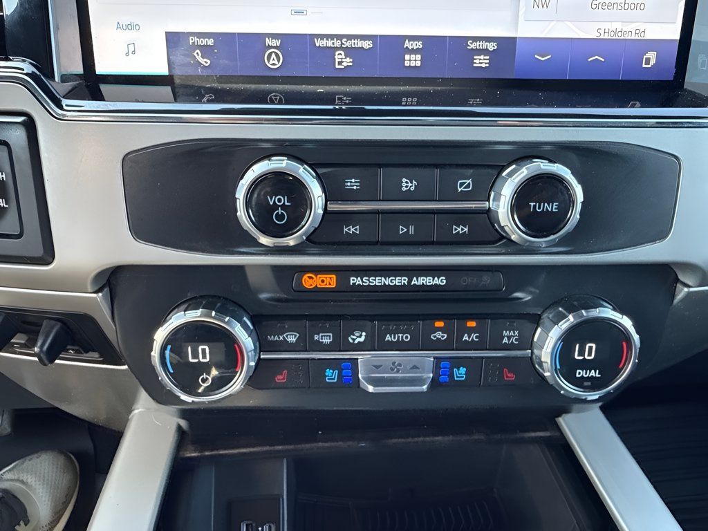 Used 2022 Ford F450 Lariat w/ Lariat Value Package AWD/4WD image 15