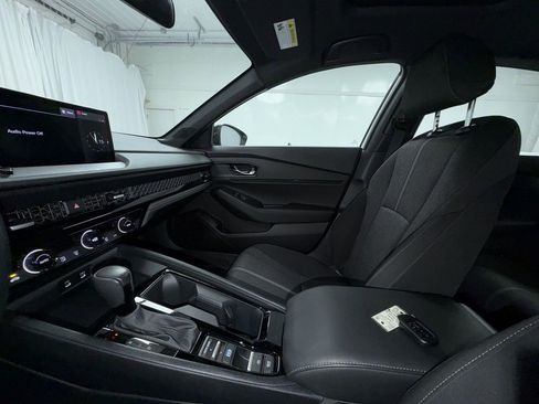 Used 2024 Honda Accord Sport image 24