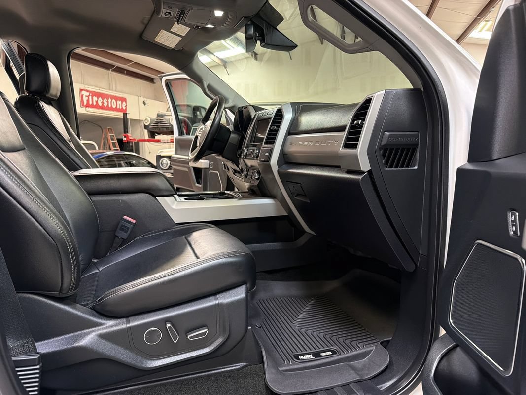 Used 2019 Ford F250 Lariat w/ Lariat Ultimate Package AWD/4WD image 36