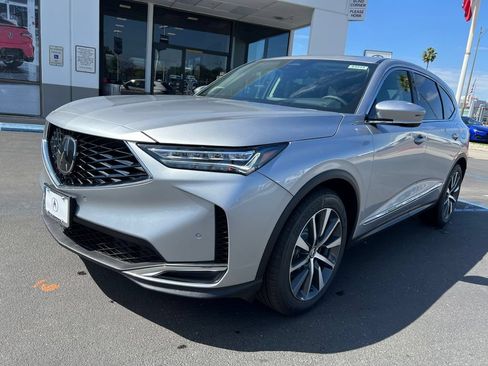 Used 2026 Acura MDX FWD w/ Technology Package image 3