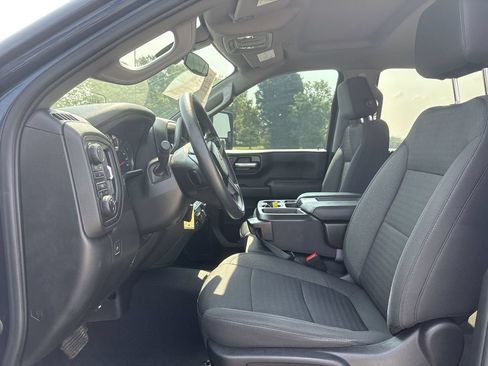 Certified 2022 Chevrolet Silverado 2500 Custom w/ Gooseneck/5TH Wheel Package AWD/4WD image 17