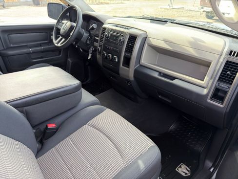 Used 2011 RAM 1500 Express image 25