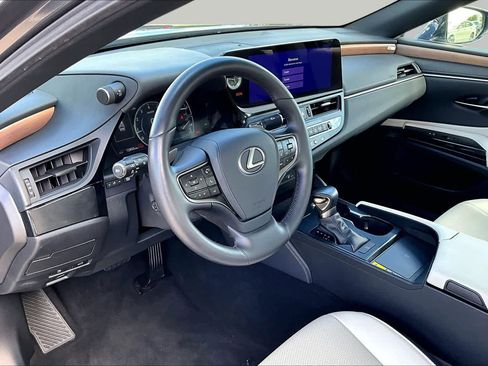 Certified 2025 Lexus ES 350 w/ Premium Package FWD image 18