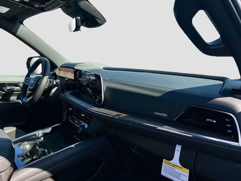 New 2026 Chevrolet Suburban High Country w/ Sun And Tow Package image 33