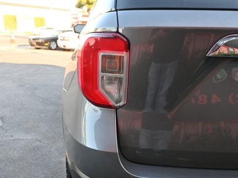 Used 2021 Ford Explorer 4WD image 11