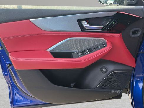 Used 2022 Acura MDX A-Spec image 9