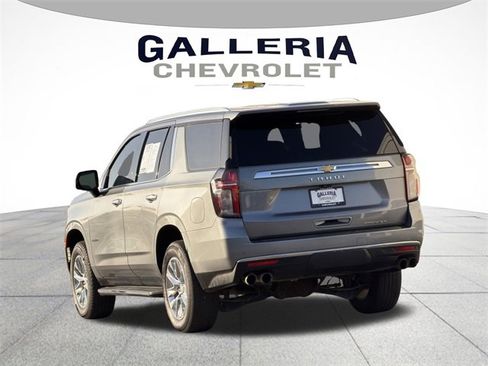 Used 2021 Chevrolet Tahoe Premier w/ Premium Package image 5