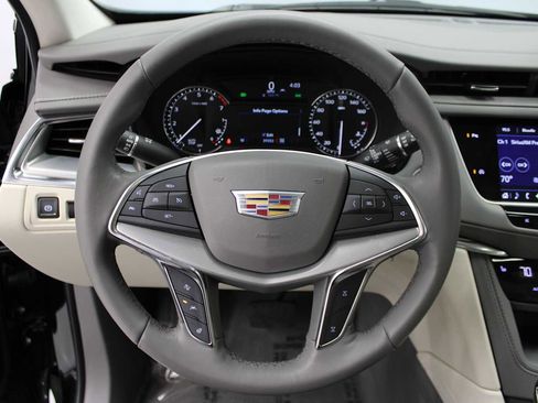 Certified 2022 Cadillac XT5 Premium Luxury image 20