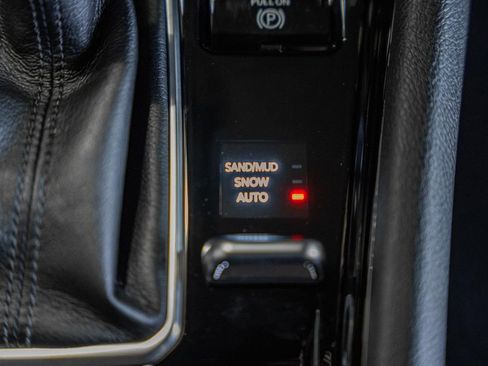 New 2026 Jeep Compass Limited image 27