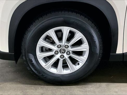 Certified 2024 Toyota Grand Highlander AWD Hybrid image 7