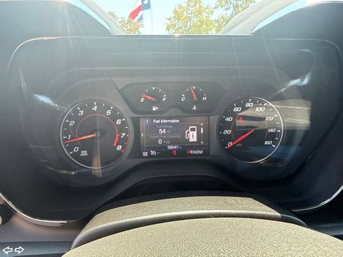 Used 2021 Chevrolet Camaro LT w/ RS Package RWD image 5