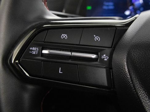 Used 2025 Chevrolet Equinox RS w/ Safety and Technology Package image 31