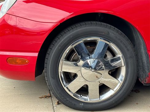 Used 2003 Ford Thunderbird image 6