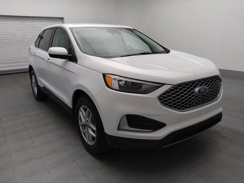Used 2024 Ford Edge SEL image 13