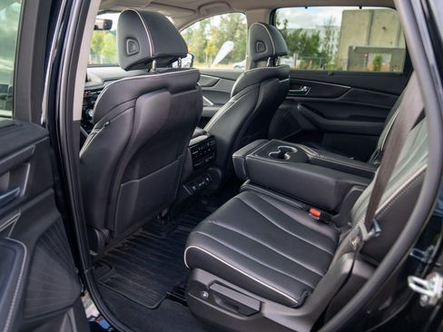 Used 2022 Acura MDX SH-AWD w/ Advance Package image 23