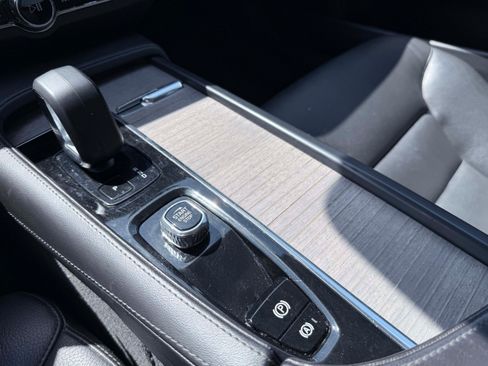 Certified 2023 Volvo S90 B6 Plus AWD/4WD image 23