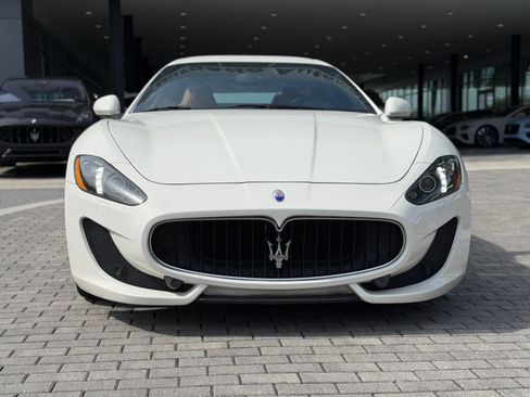 Used 2013 Maserati GranTurismo Sport RWD image 9