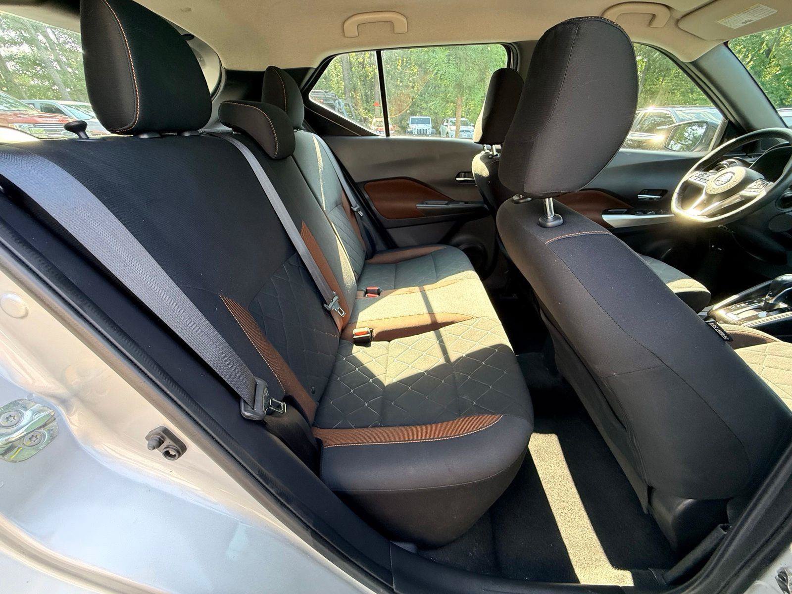 Used 2019 Nissan Kicks SR FWD image 26