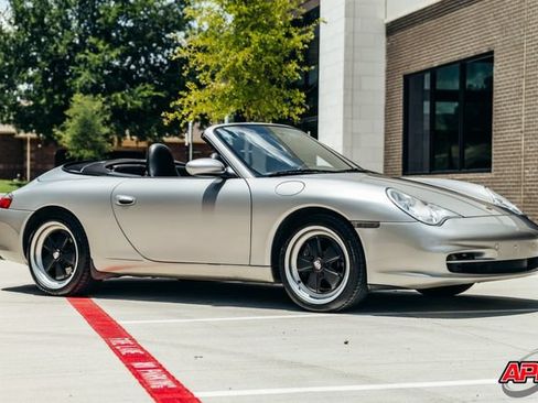 Used 2002 Porsche 911 Cabriolet image 51