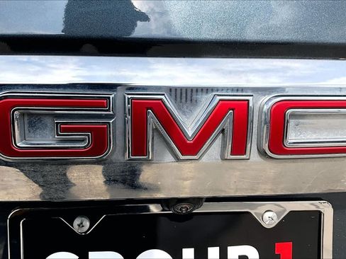 Used 2021 GMC Yukon SLT w/ SLT Premium Package image 31