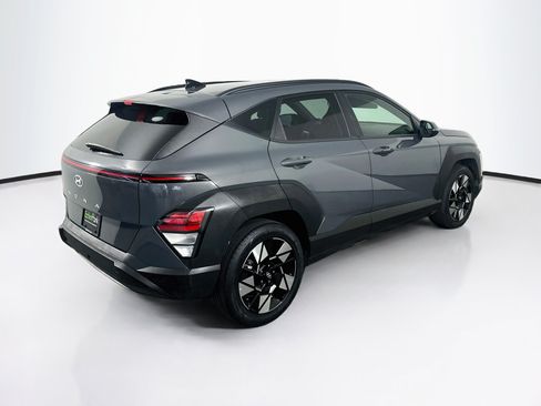 Used 2025 Hyundai Kona SEL FWD image 9